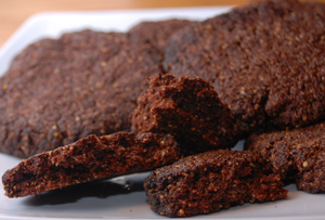 Low-carb gluten-free chocolate biscuits Almond flour choc biscuits