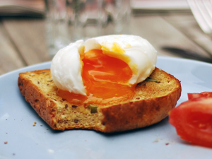 livlife bread with boiled egg