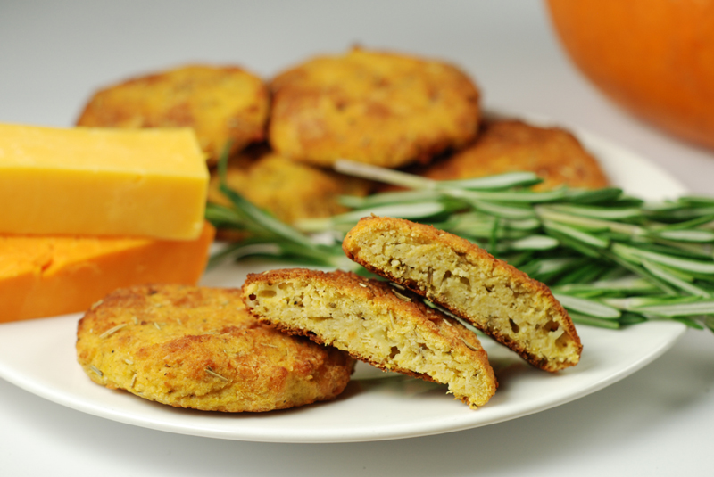 Pumpkin cheddar biscuits, low-carb and gluten-free