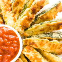 Low-Carb Zucchini Recipe - Crispy Parmesan Zucchini Fries